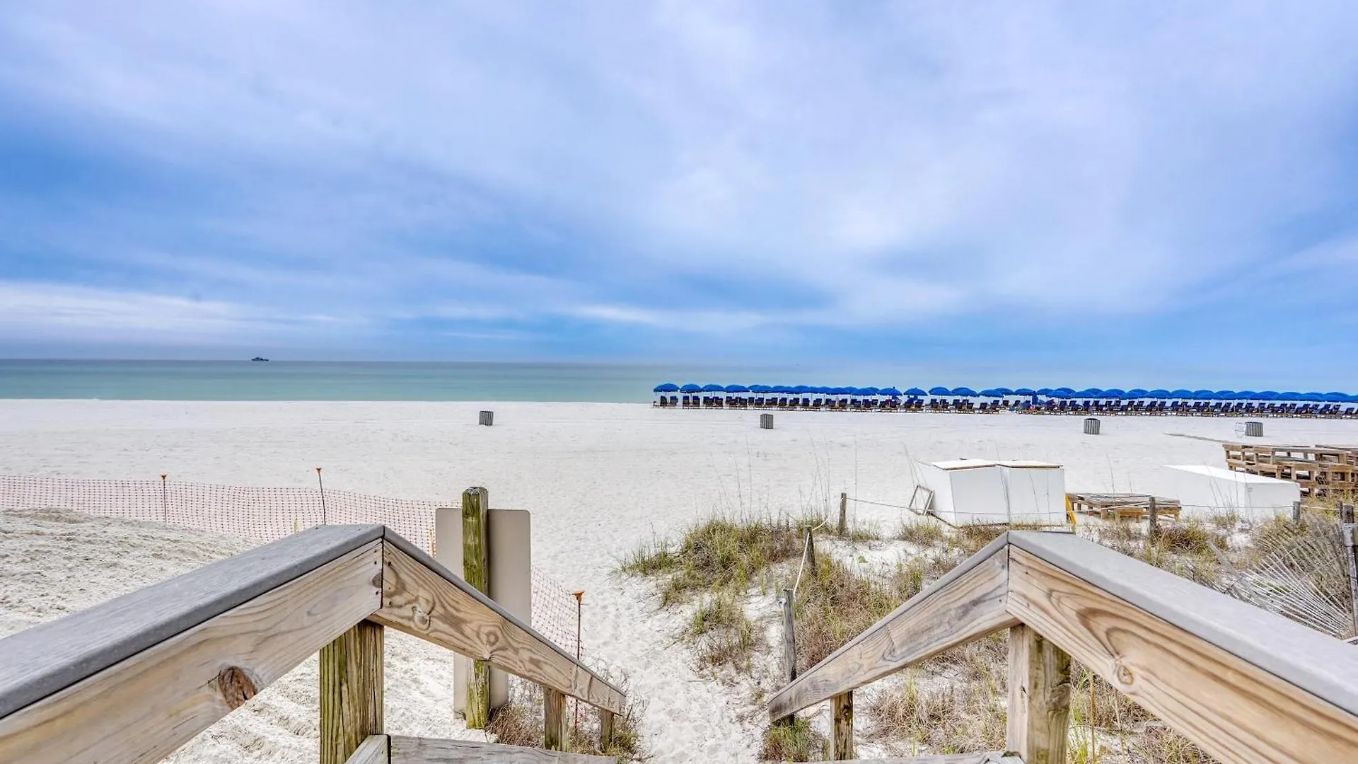 Panama City Beach Home Walk To Emerald Beach! Holiday home Panama City Beach